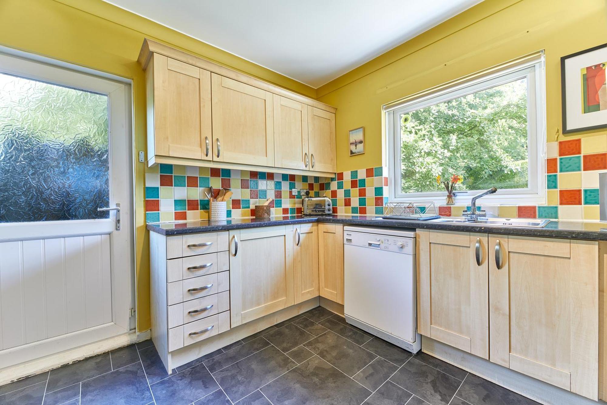Holiday home Xanadu: Stylish Family By The Pub And