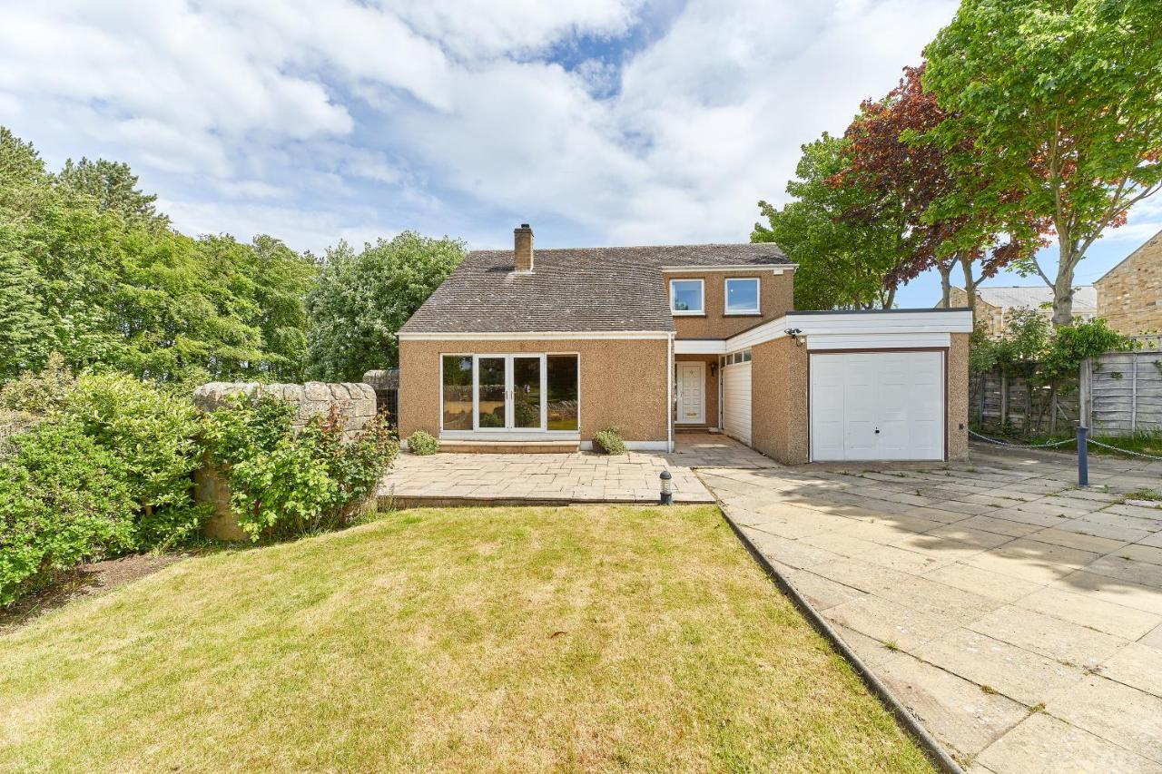 Xanadu: Stylish Family By The Pub And * Beadnell